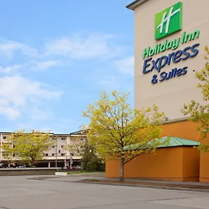 Express & - Center Hotel